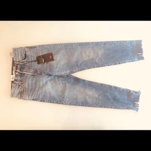 NWT Levi’s Wedgie Jeans in size 26